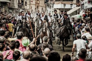 1ª Calsificada, Entrada de toros y Caballos Isabel Ahijado
